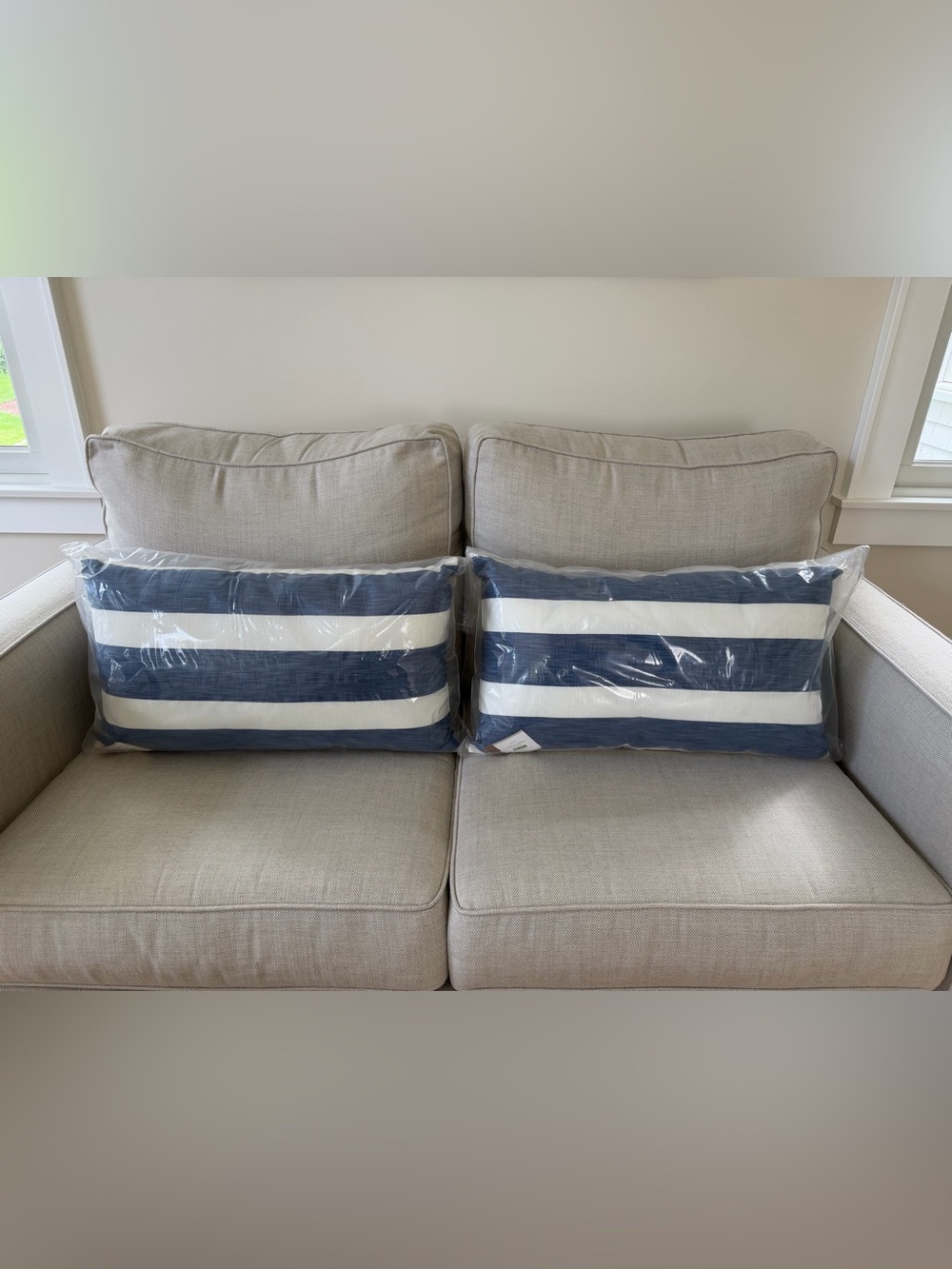 POTTERY BARN Striped Pillows Indoor Outdoor Blue White Noah Set 2 Classic Cabana - Picture 2 of 8